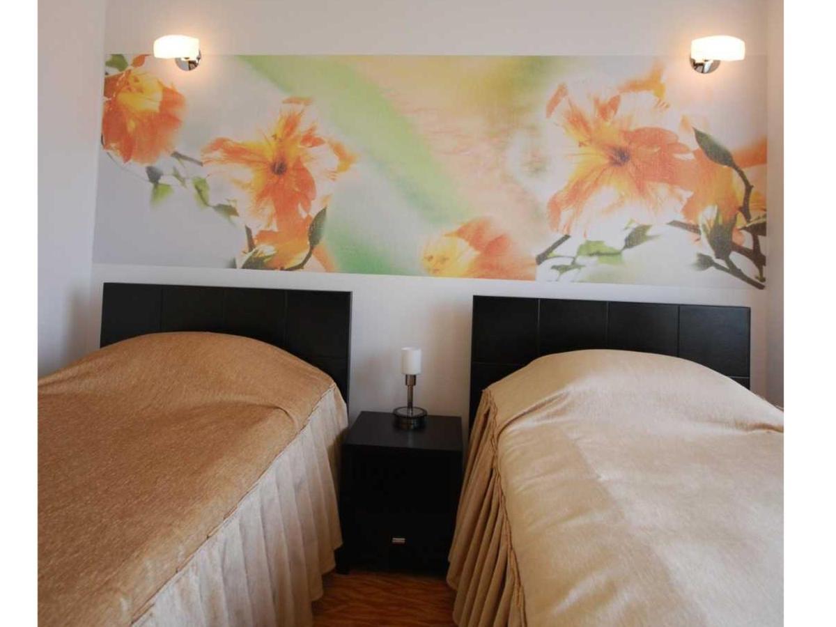 Hotel Grandis Apulum Mioveni Exterior photo